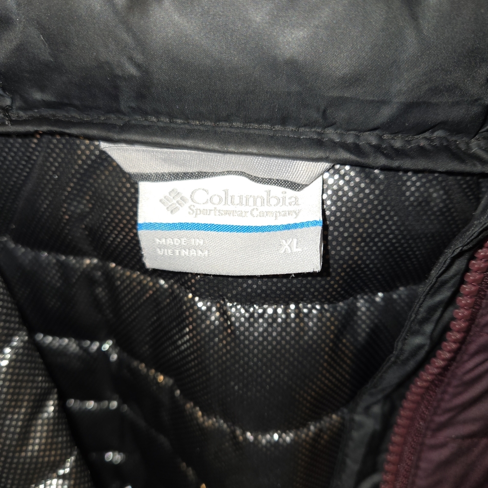 Columbia Burgundy Puffer Jacket - Picture 3 of 4